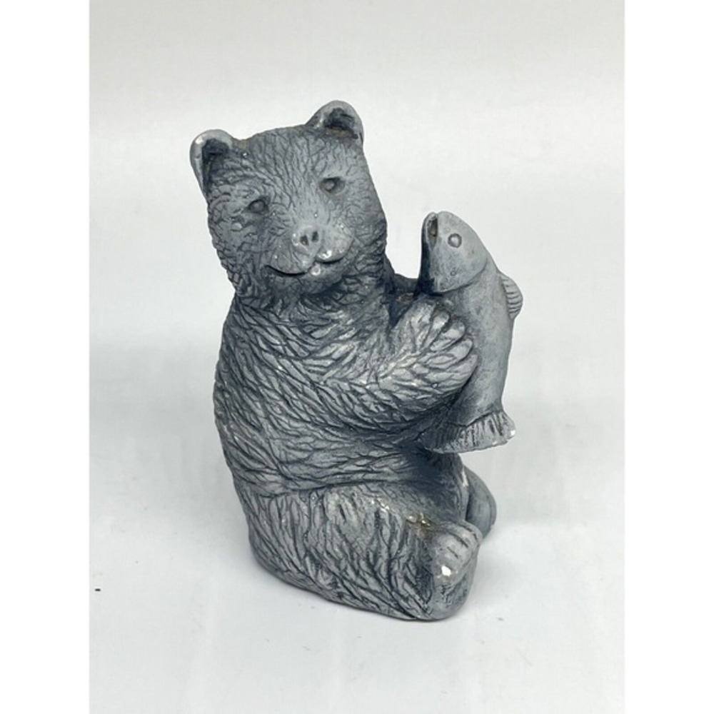 Mt St Helens Sculptures‎ BEAR with Fish Figurine Hand Crafted Volcanic Ash 3"